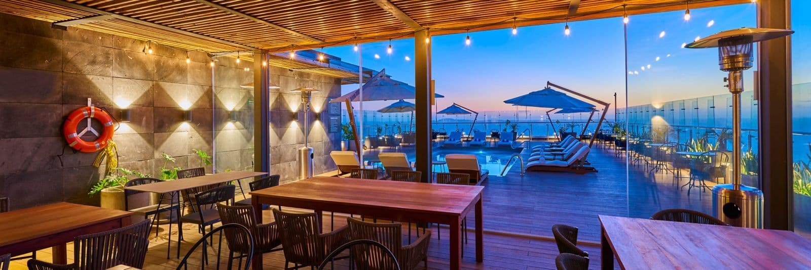 City Express Plus by Marriott — Rooftop pool on the coastal highway, a direct route to the valley.